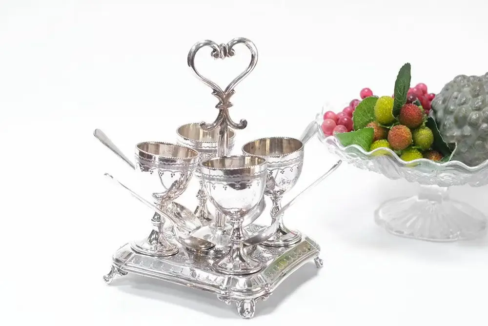 アンティーク シルバープレートエッグクリュエットA イギリス 猫足ブライトカット装飾