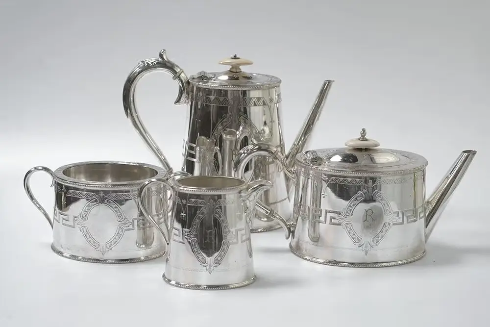 アンティークシルバープレートティーセット/Hukin＆Heath イギリス ハンドエングレービング装飾3