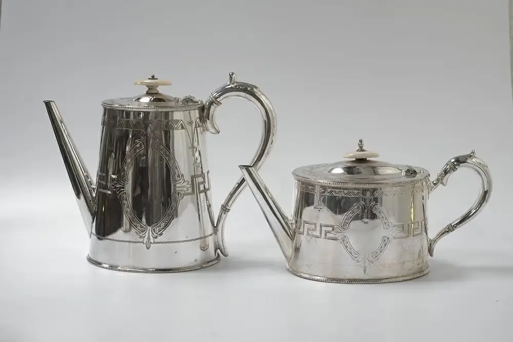 アンティークシルバープレートティーセット/Hukin＆Heath イギリス ハンドエングレービング装飾4