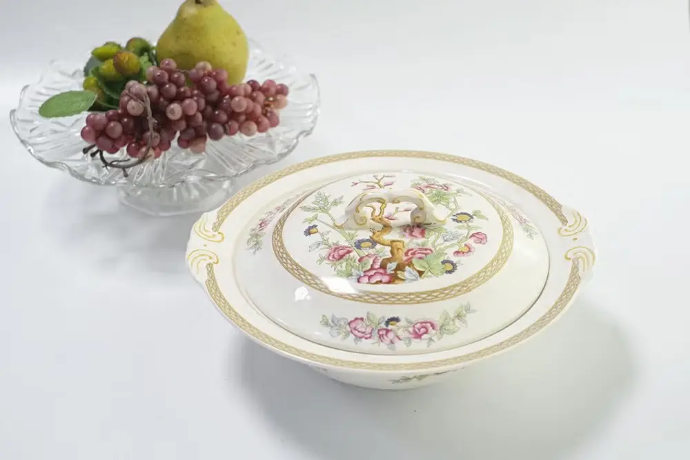 アンティーク チュリーンSWINNERTONS 卓上でスープを取り分ける蓋付きの器/アンティーク食器