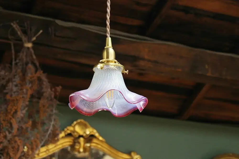 アンティーク ガラスシェードフリルランプ イギリス 綺麗なオパールセントガラス ピンク アンティーク雑貨