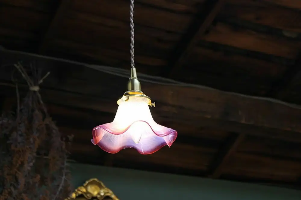 アンティーク ガラスシェードフリルランプ イギリス 綺麗なオパールセントガラス ピンク アンティーク雑貨1