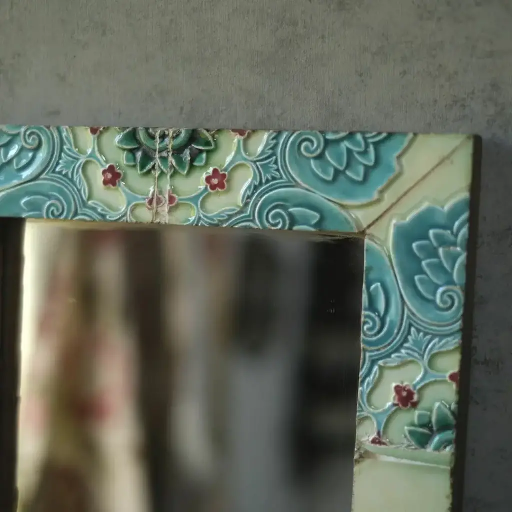 アンティークマジョリカタイルミラー 大正レトロな鏡 花柄 日本&インド アンティーク雑貨1