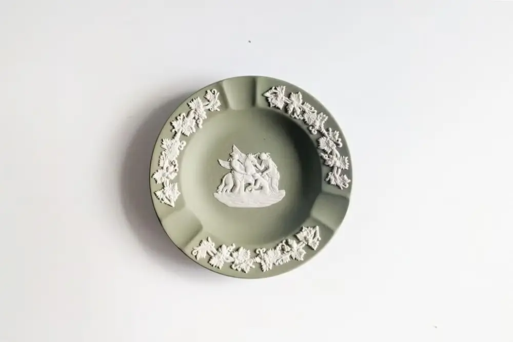 ヴィンテージ WEDGWOODジャスパーアシュトレイ イギリス 珍しい緑の灰皿