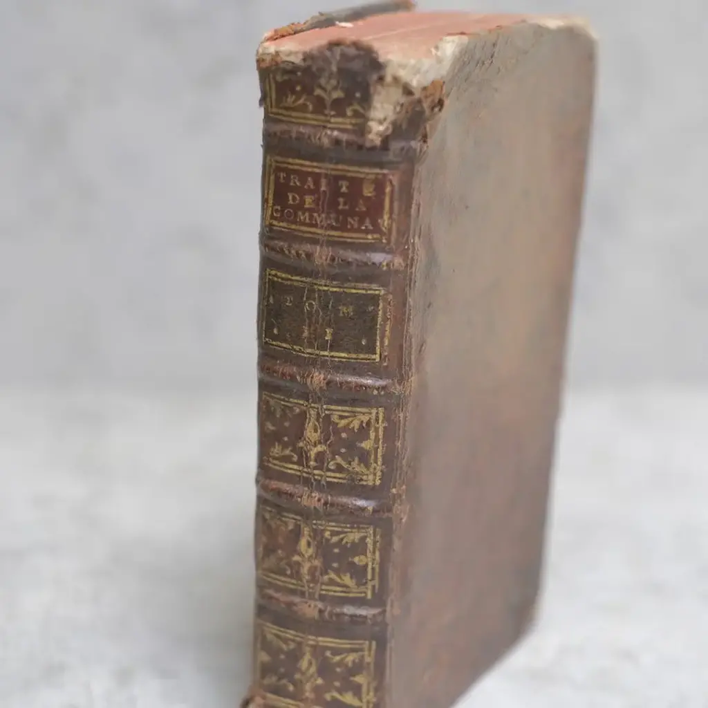 アンティークブック フランス レザーブック 古書 1774年4