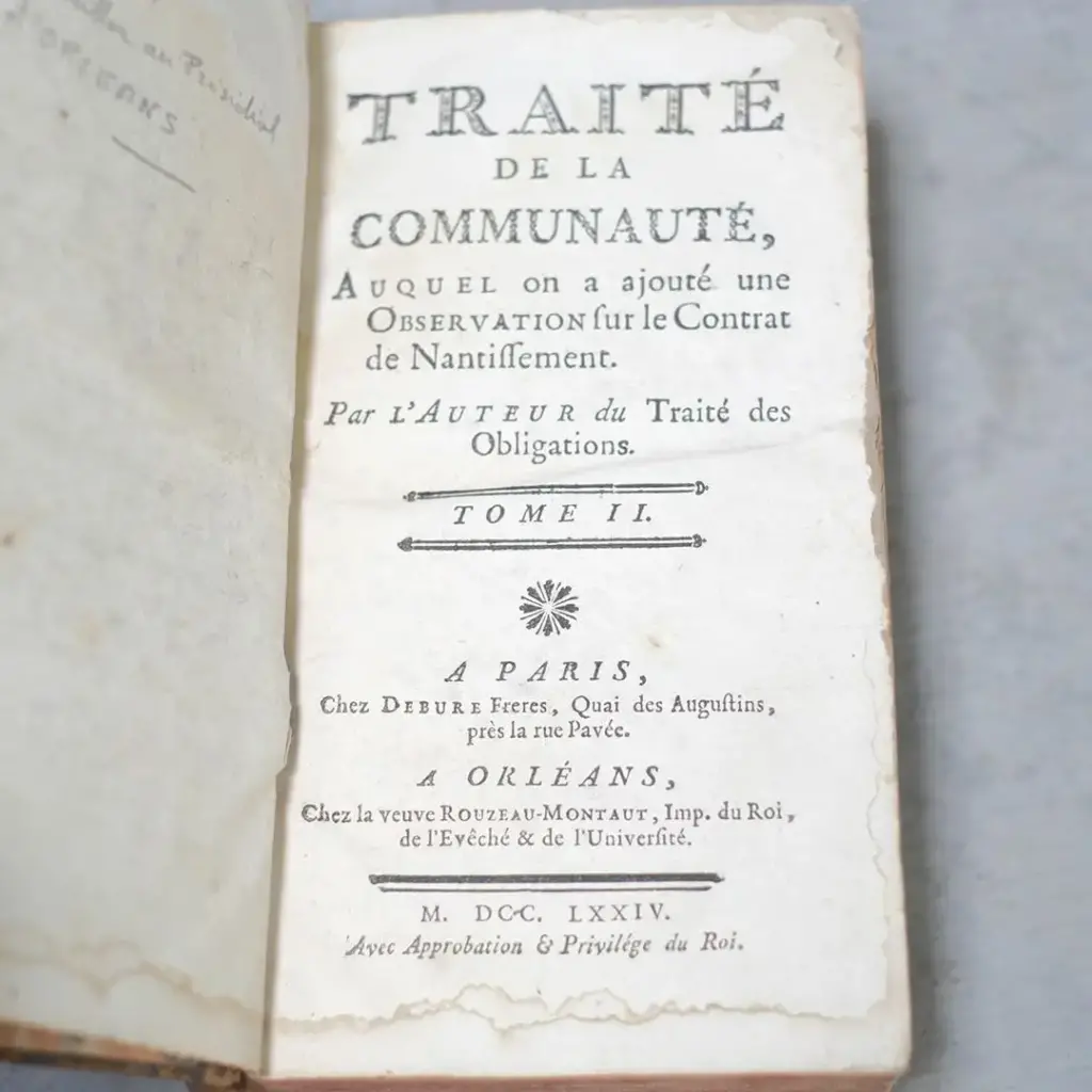 アンティークブック フランス レザーブック 古書 1774年3