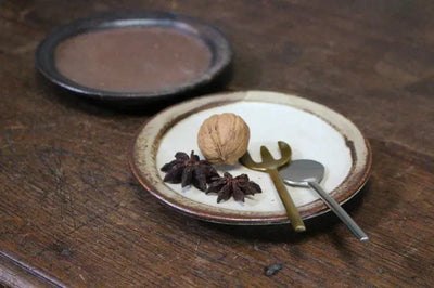 おしゃれな食器　美濃焼 ほっこり小皿 ナチュラルな2色 15cm