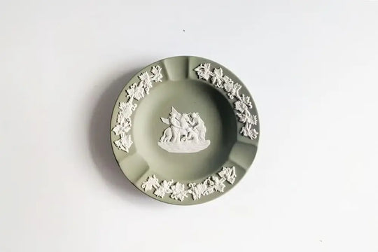 ヴィンテージ WEDGWOODジャスパーアシュトレイ イギリス 珍しい緑の灰皿