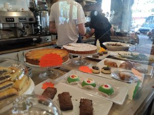フランス→イギリス　久しぶりにロンドンでお友達とランチ＆蚤の市