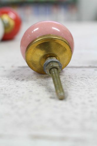 セラミックノブ・プレーン 陶器製 手作り 引き出し、戸棚に取り付け可能の取っ手