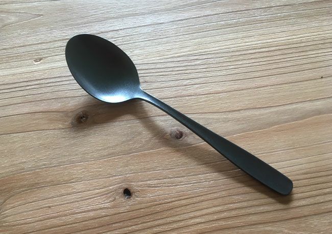 新潟燕三条 【KURO CUTLERY】スプーン L 17cm 黒酸化発色加工カトラリー