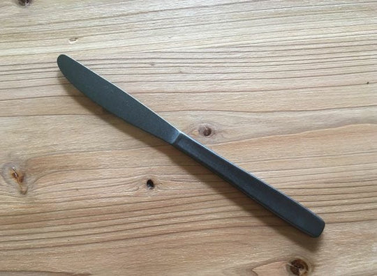 新潟燕三条 【KURO CUTLERY】ナイフ 21cm 黒酸化発色加工カトラリー