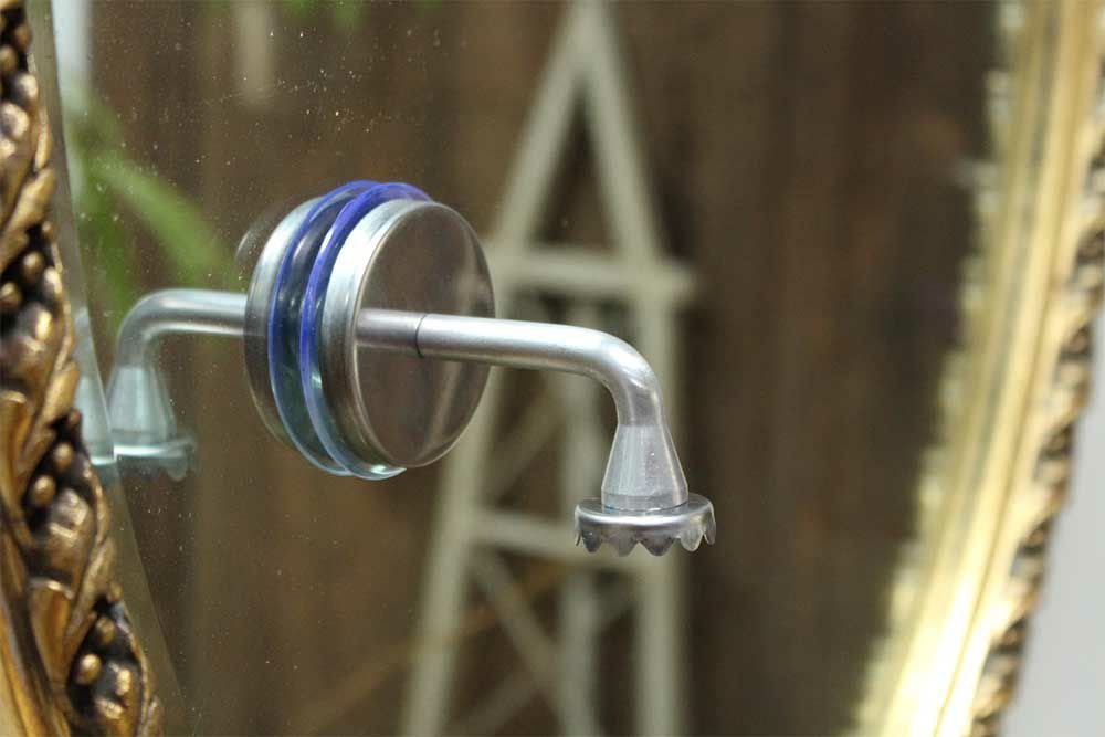 石鹸を浮かせて収納できるホルダー1