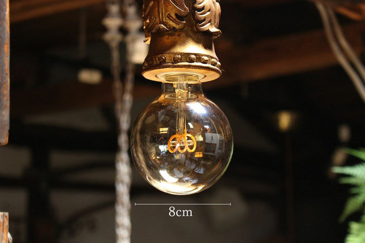 フィラメントの形がかわいいLED電球1