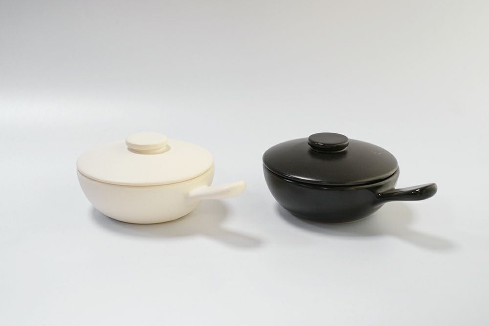 白と黒の２種類3