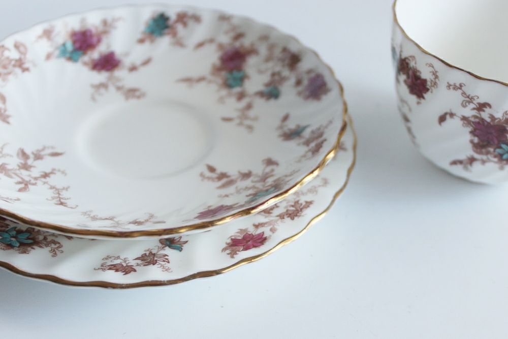 ヴィンテージ MINTON アンセストラルトリオゴールドリム4