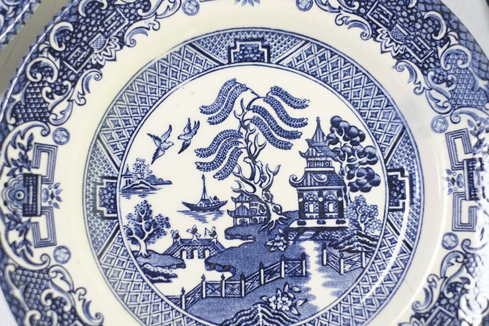 古いアンティーク皿ブルーウィロー4