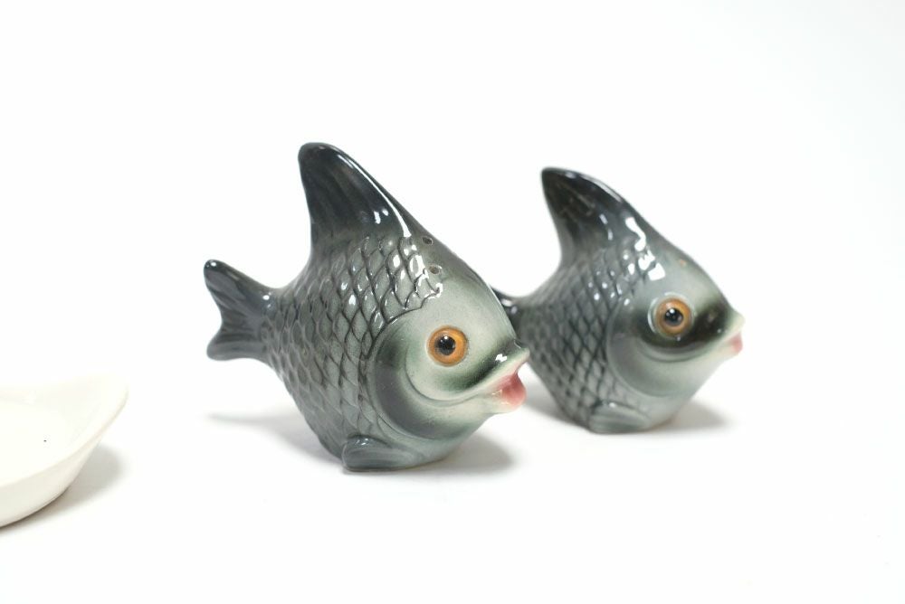 ヴィンテージ ソルト＆ペッパー スパイスシェイカーセット / 魚　イギリス製のユニークなスパイスポット32