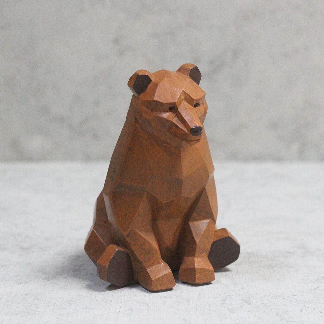 クマの貯金箱3