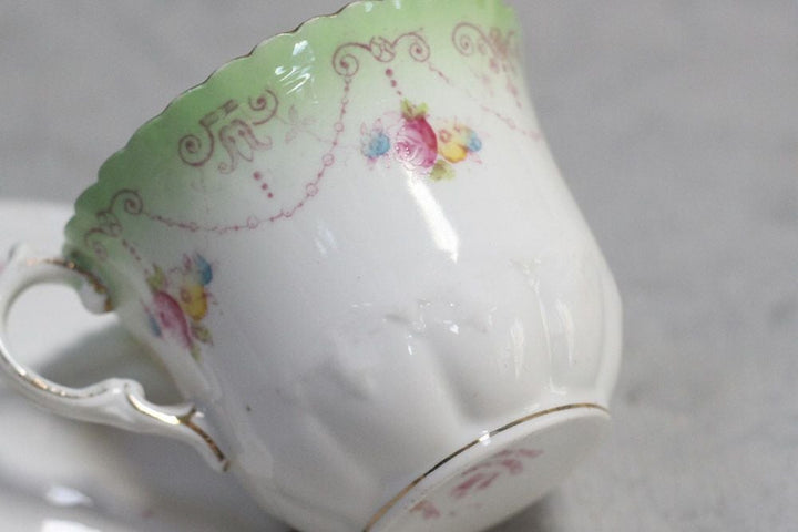 アンティークティーカップトリオ イギリス ROYAL ALBERT(ロイヤル