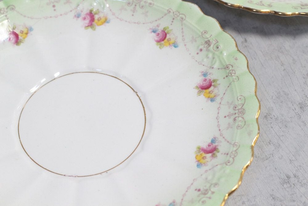 アンティークティーカップトリオ イギリス ROYAL ALBERT CROWN CHINA88