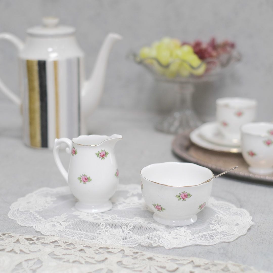 アンティーク Roslyn China ティーカップトリオ ミルクジャグ シュガーボウル アンティーク食器6
