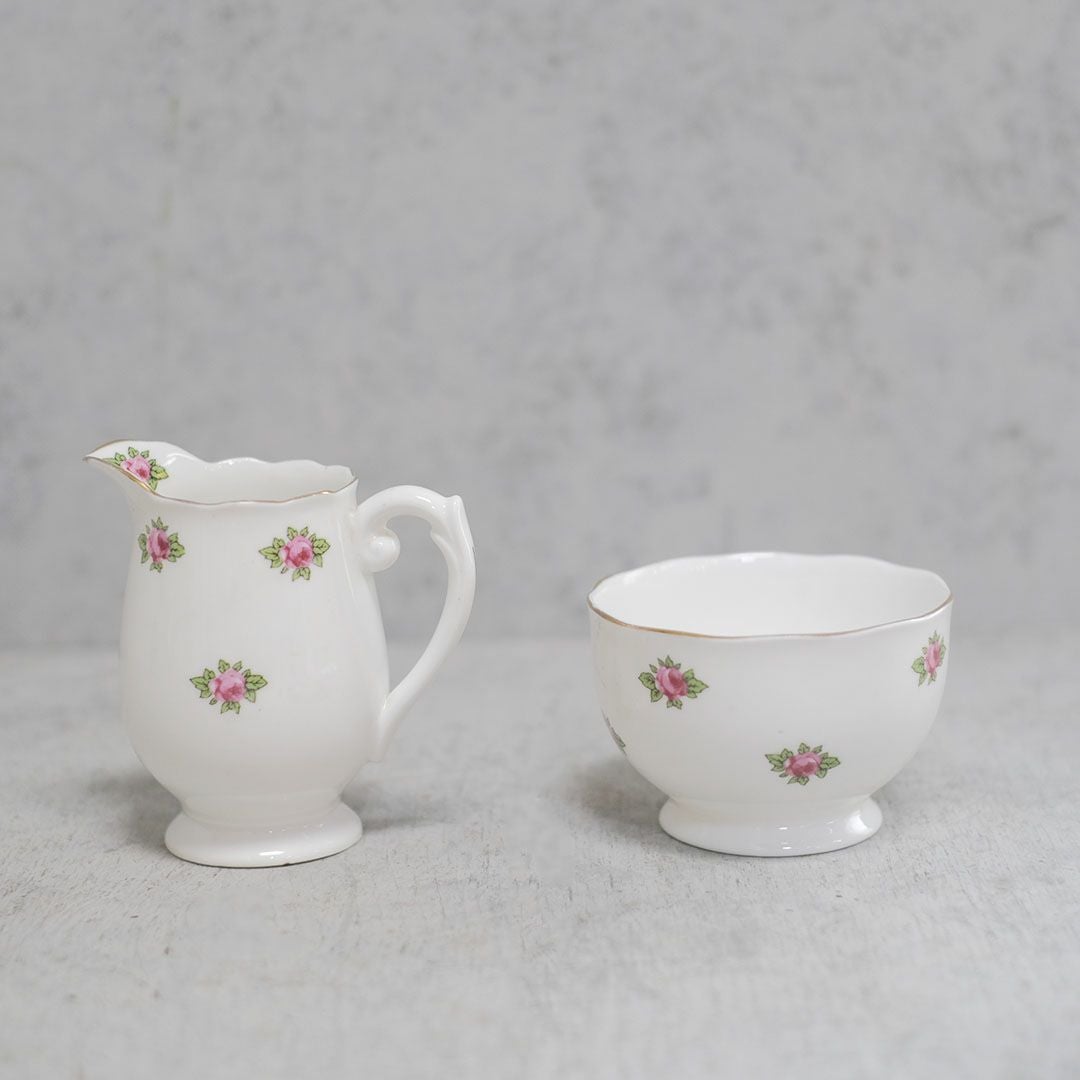 アンティーク Roslyn China ティーカップトリオ ミルクジャグ シュガーボウル アンティーク食器7