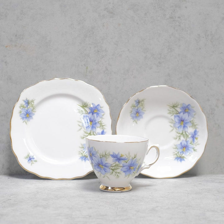 ヴィンテージティーカップトリオ Colclough(コルクラフ) ブルーフラワー イギリス33