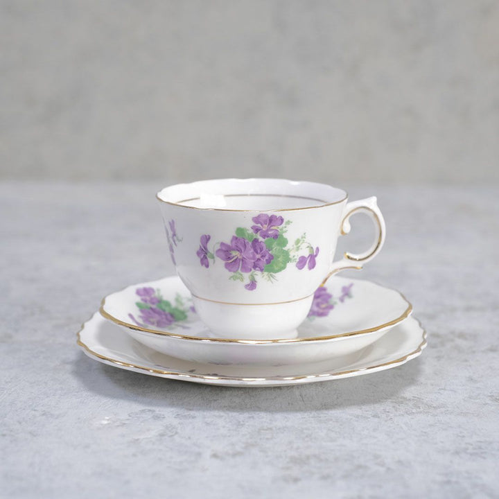 アンティーク ティーカップトリオ Colclough(コルクラフ)菫 バイオレット イギリス アンティーク食器