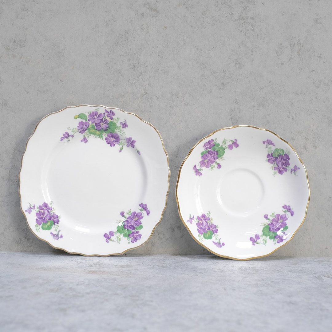 ヴィンテージティーカップトリオ Colclough(コルクラフ)菫 バイオレット イギリス55
