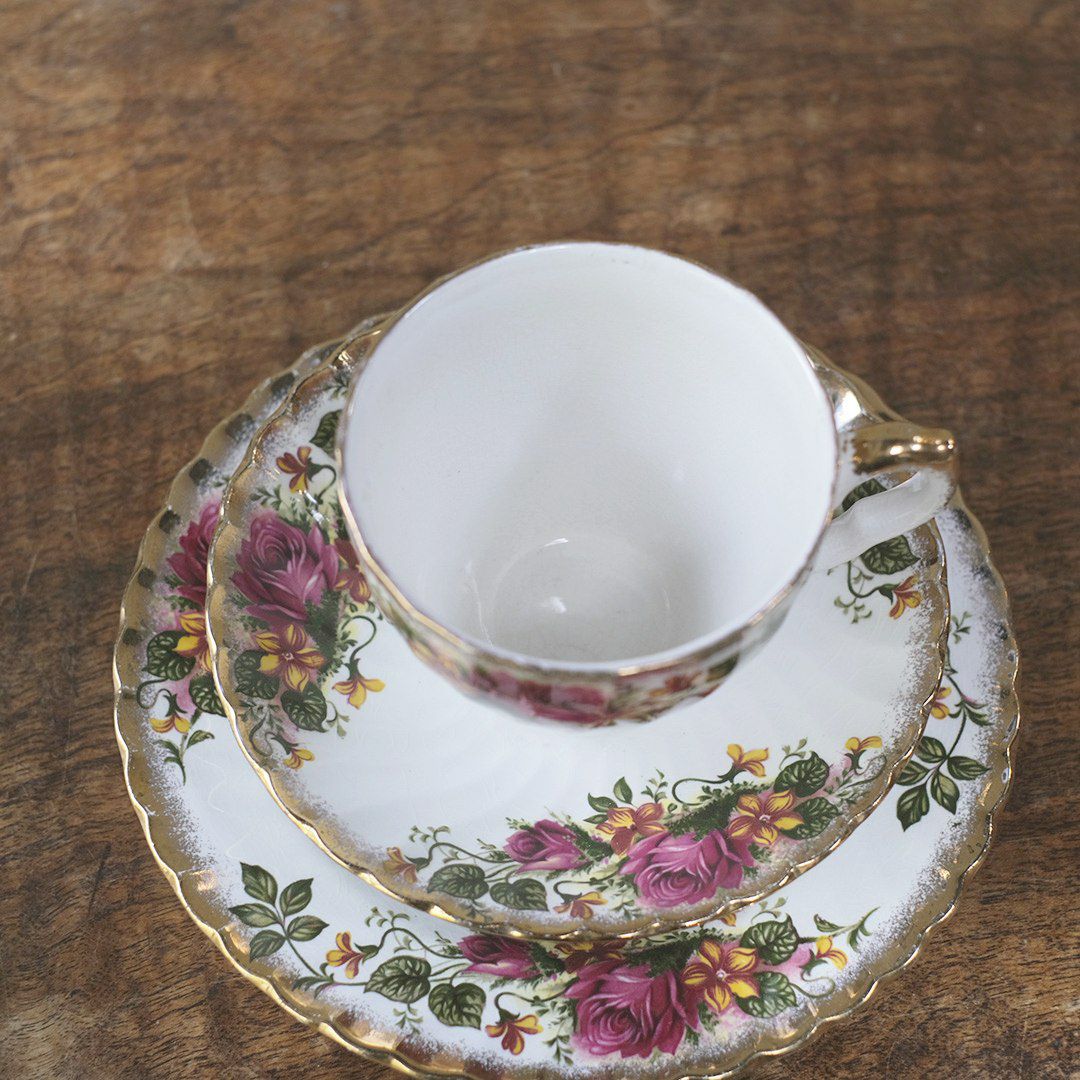 ヴィンテージ ティーカップトリオ Washington Pottery (Staffordshire) Ltd イングリッシュローズ 薔薇 アンティーク食器55