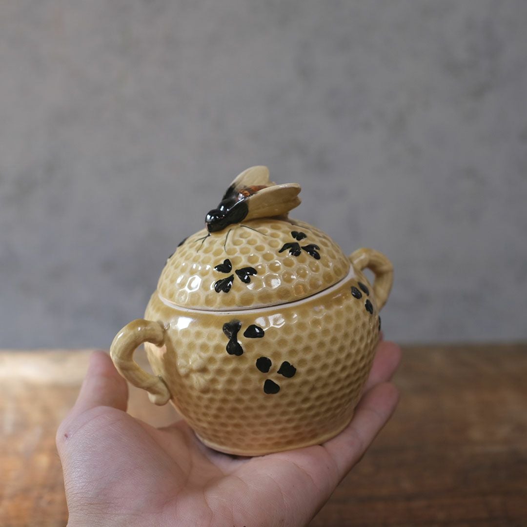 ヴィンテージ ハニーポット イギリス 蓋にとまった蜜蜂が可愛らしい77