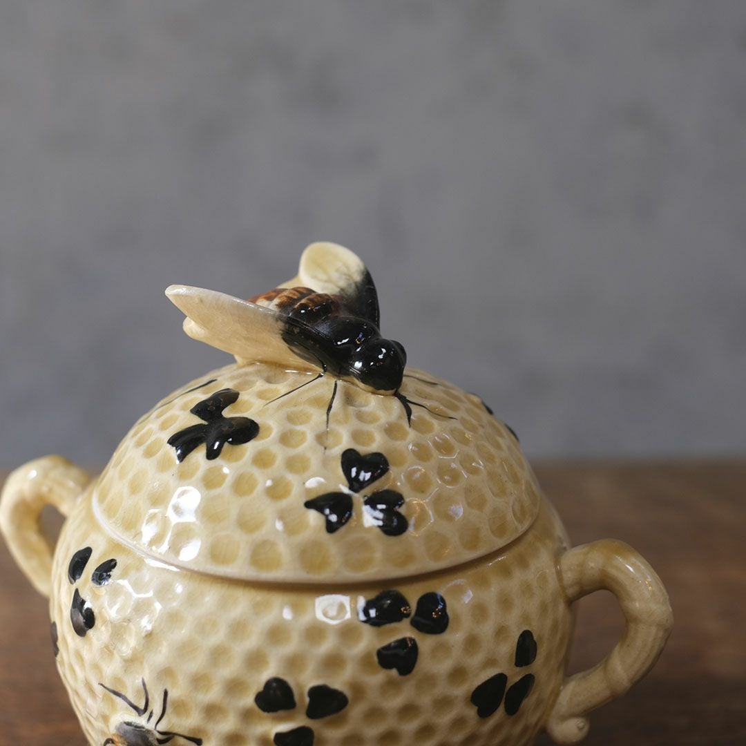 ヴィンテージ ハニーポット イギリス 蓋にとまった蜜蜂が可愛らしい88