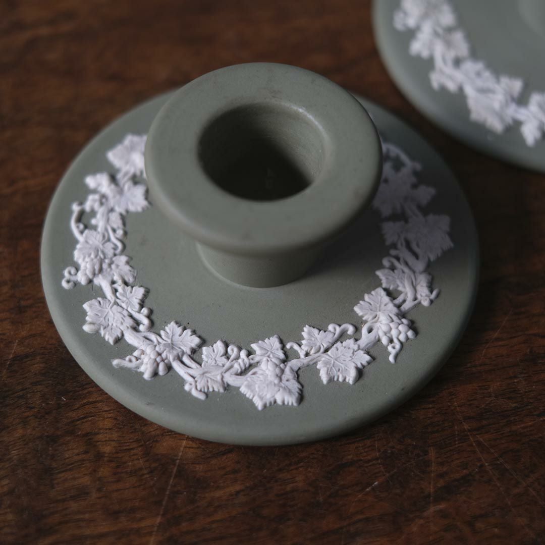 ィンテージ WEDGWOODジャスパー プレート ウェッジウッド イギリス 珍しい緑色 キャンドルスタンド44
