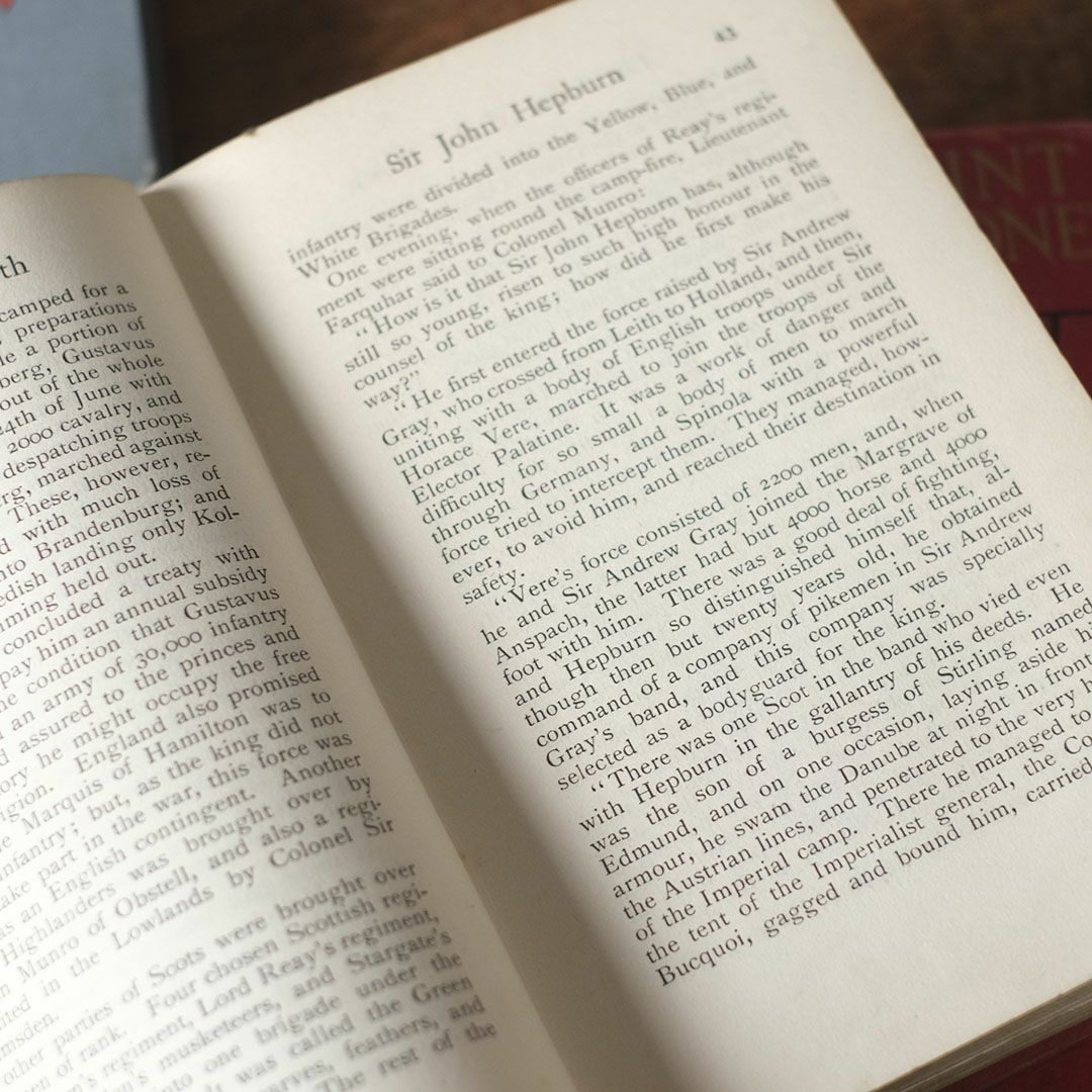 アンティーク本 イギリスの古い児童書 カラフルな表紙99