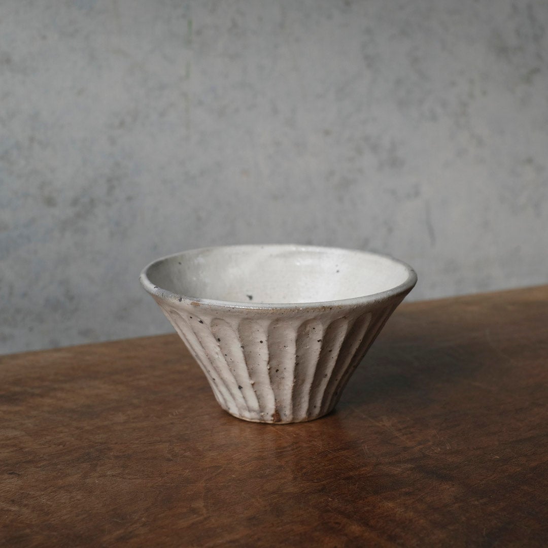 MALTOオリジナル 飯茶碗 しのぎ 粉引き 高円寺 本島幸雄・作11