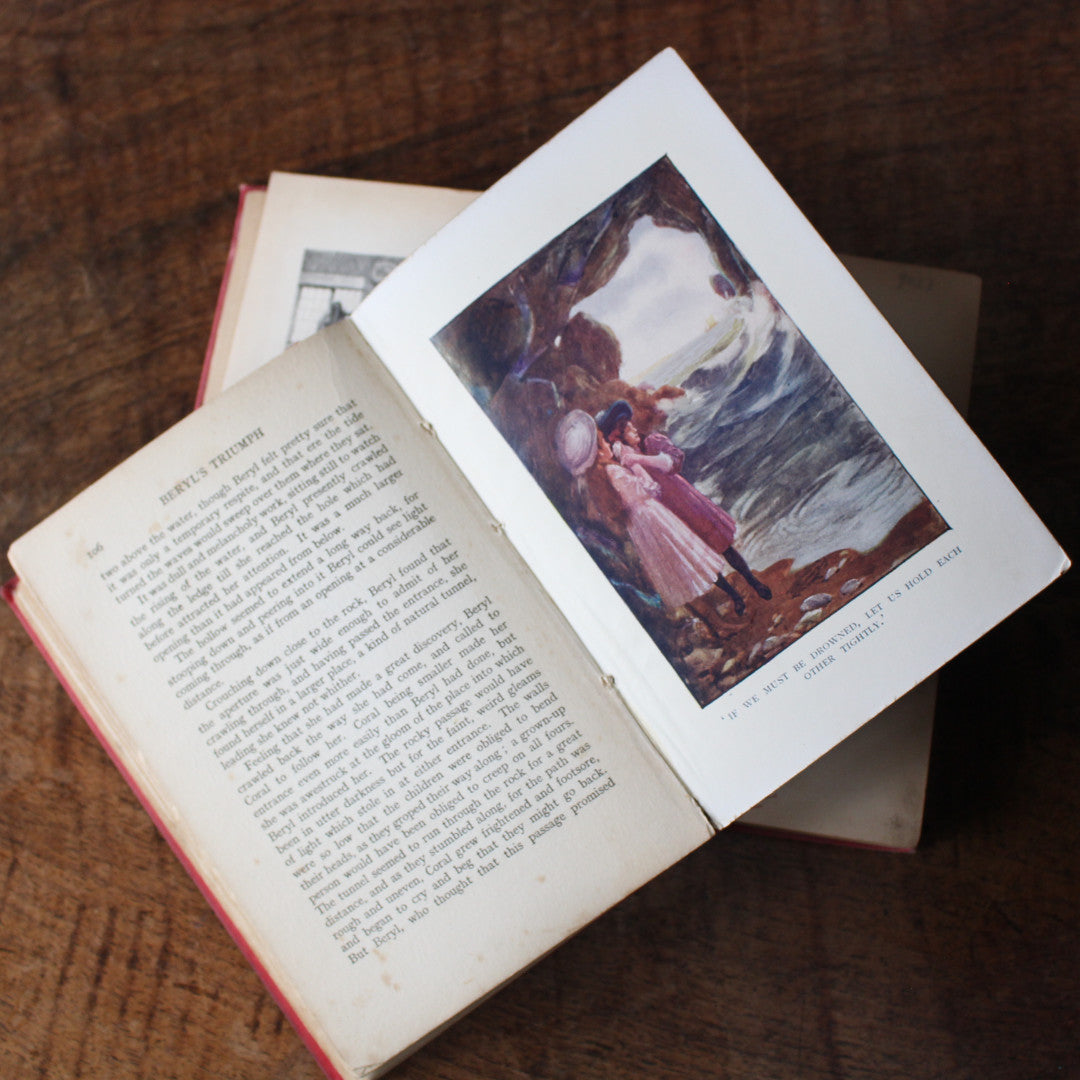 アンティーク本 3冊セット Beryl's Triumph Well Done Pickwick Papers  19世紀 イギリス8