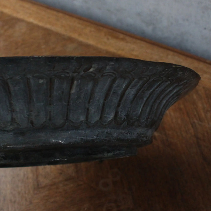 アンティーク 手彫り錫引き銅トレイ 鳥と魚 モロッコ 1880年代頃 裏面（底）の古色