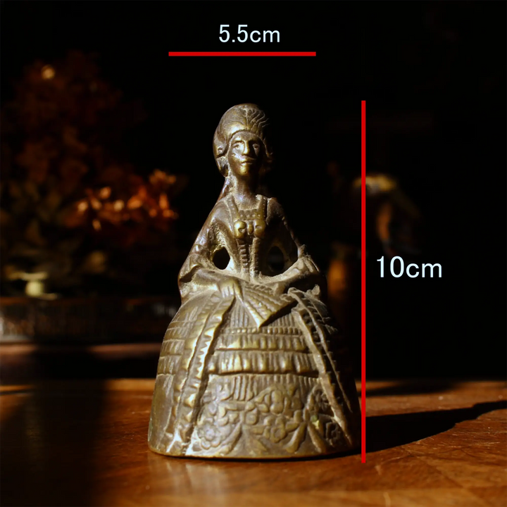 アンティーク 貴婦人の真鍮ベル 呼び鈴 イギリス 1900年前後 サイズ目安 幅約5.5cm 高さ約10cm