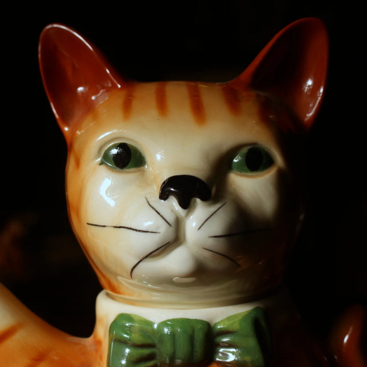 ヴィンテージ 猫のティーポット イギリス 1982年 蓋を開けた注ぎ口と内側