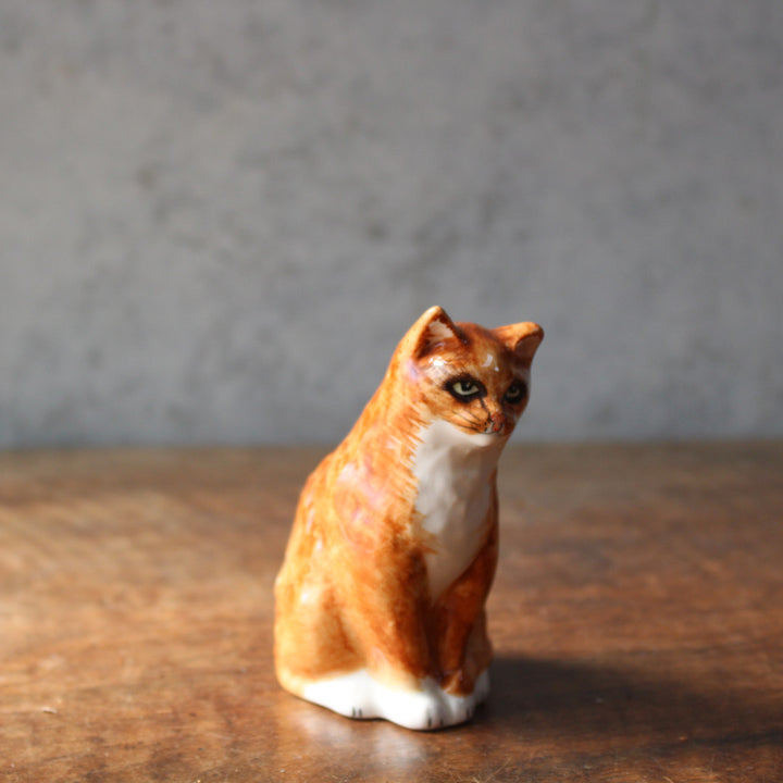 陶器 猫 詳体 取み上げ部