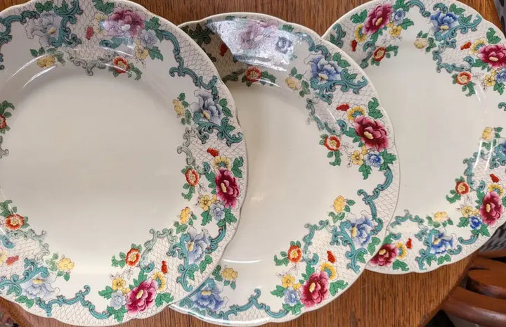 アンティーク 皿 Victoria Royal Grafton ロイヤルグラフトン イギリス