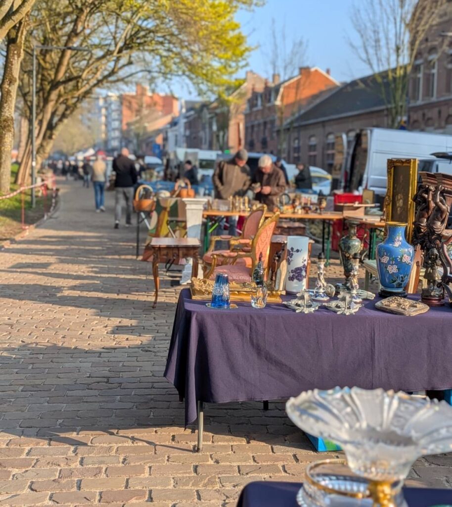 フランス蚤の市