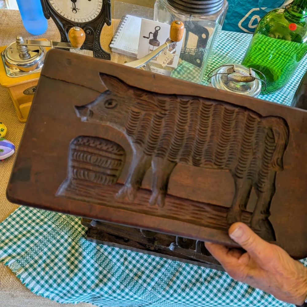 豚さんの木製型焼き器